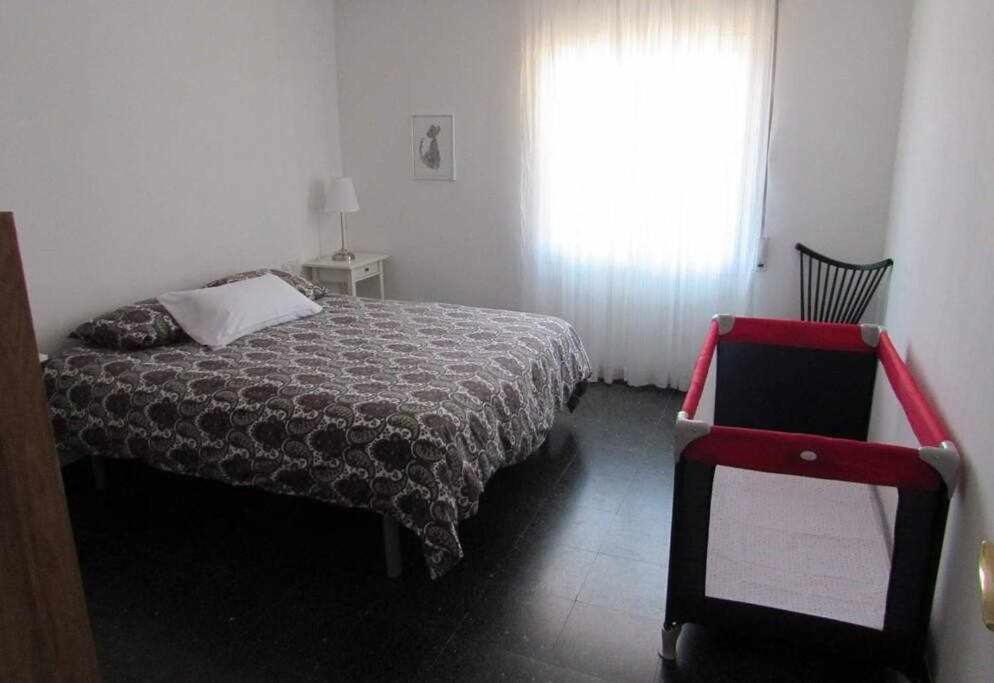 Apartamento Con Increibles Vistas Y Terraza خيرونا المظهر الخارجي الصورة