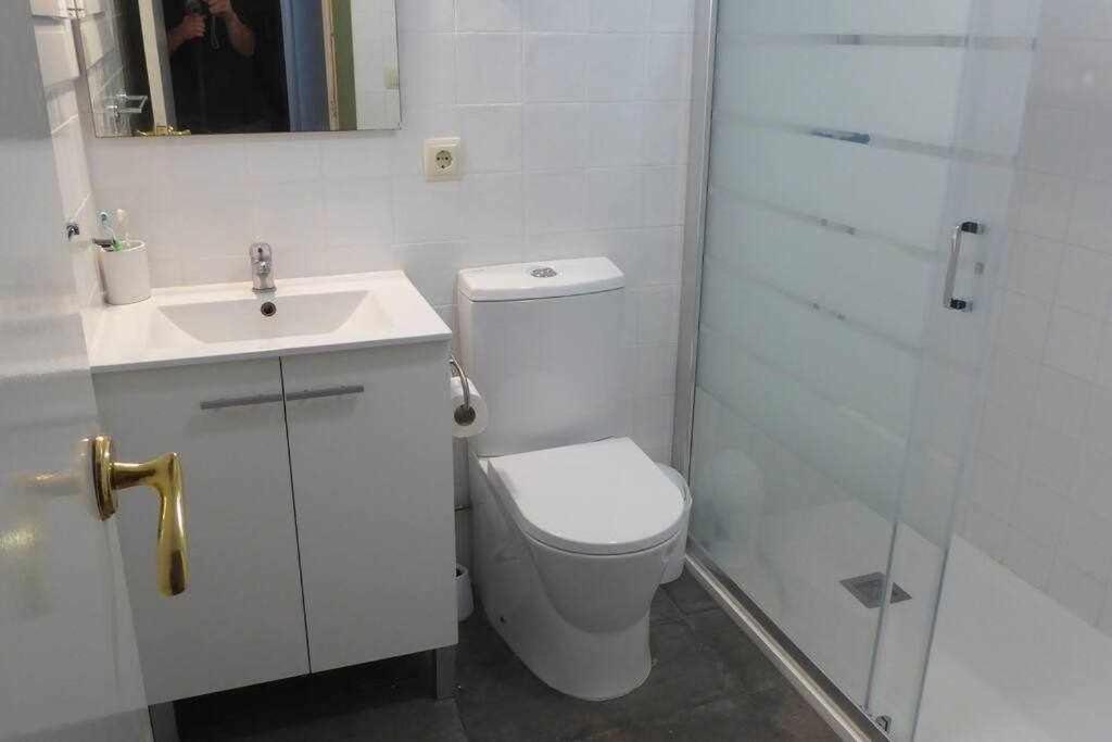 Apartamento Con Increibles Vistas Y Terraza خيرونا المظهر الخارجي الصورة